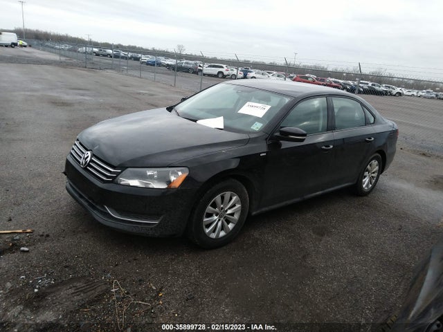 Volkswagen Passat Wolfsburg Ed 2014 1VWAT7A34EC068091 Image 2