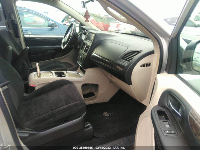 2011 DODGE GRAND CARAVAN CREW VIN: 2D4RN5DGXBR748618