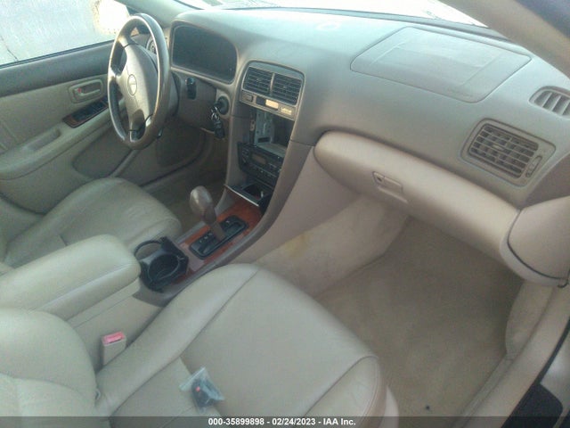JT8BF28G8W5039613 Lexus ES 300 LUXURY SPORT SDN