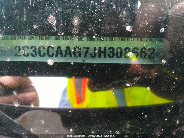 2C3CCAAG7JH308662 Chrysler 300 Touring L