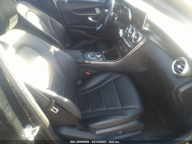 55SWF4JB5HU188431 Mercedes-Benz C-class C 300
