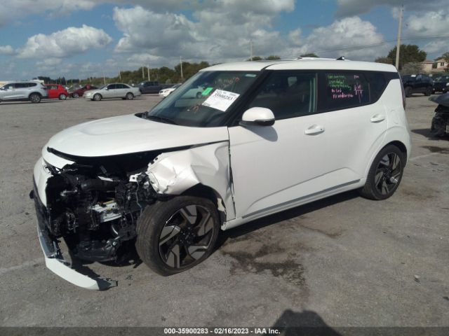 KNDJ53AU1P7844719 KIA Soul Gt-line