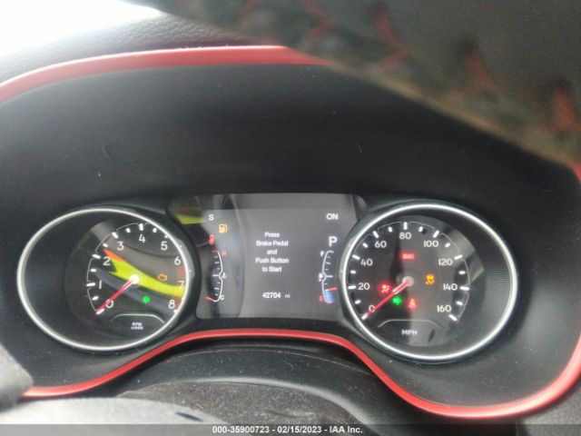 3C4NJDDB3JT403271 Jeep Compass Trailhawk