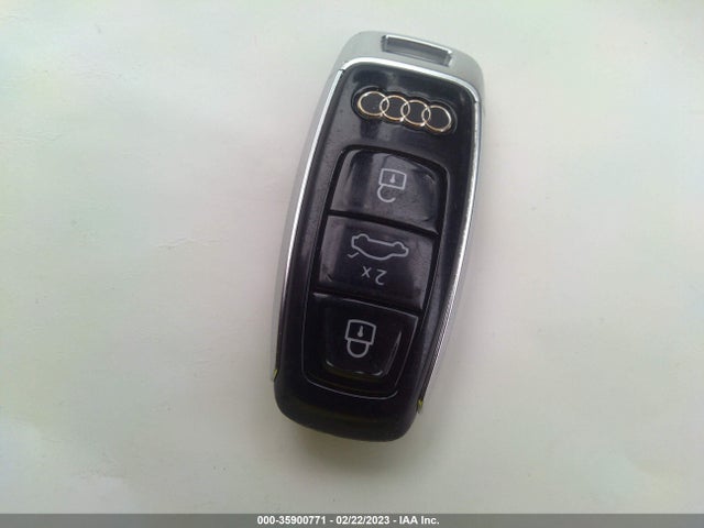 2021 Audi SQ7, VIN: WA1AWBF18MD027664