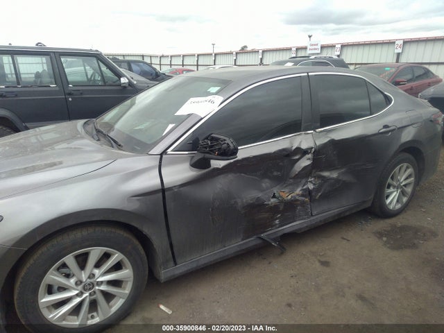 2022 TOYOTA CAMRY LE VIN: 4T1C11BK2NU072456