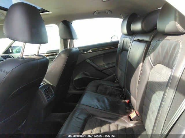 1VWCT7A35FC099702 Volkswagen Passat 1.8t Sel Premium