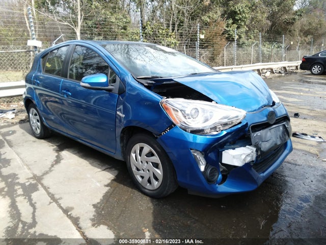 2015 Toyota Prius, VIN: JTDKDTB3XF1114421