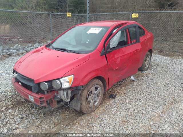 Chevrolet SONIC LS 2015 1G1JA5SH0F4156258 Image 2