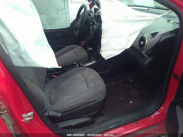 Chevrolet SONIC LS 2015 1G1JA5SH0F4156258 Image 5
