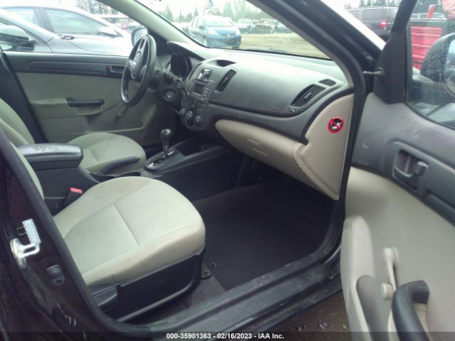 KNAFT4A25A5078638 KIA FORTE LX