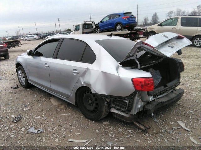 3VWD17AJ1EM256695 Volkswagen Jetta Sedan Se