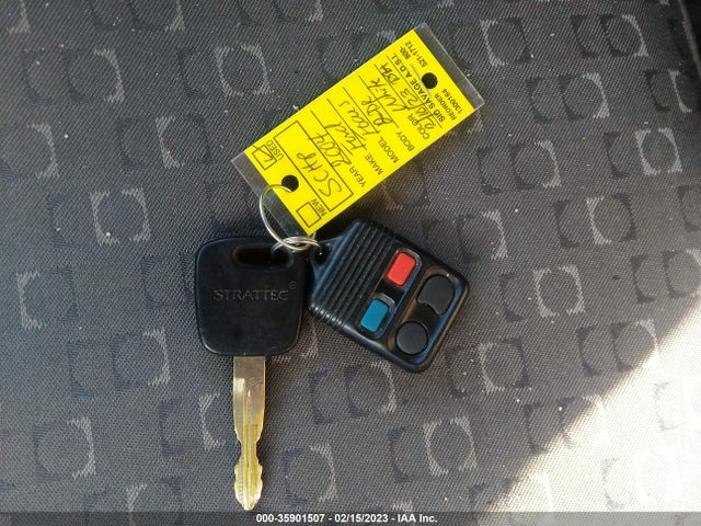 2004 FORD FOCUS ZX3 VIN: 3FAFP31Z14R114945