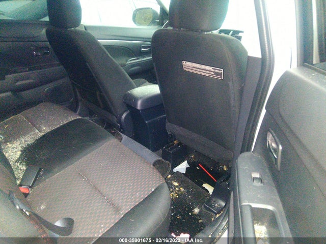 JA4AP3AU6HZ070090 Mitsubishi Outlander Sport 2.0