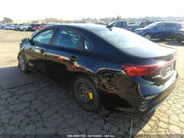 3KPF24ADXME387439 KIA Forte Lxs