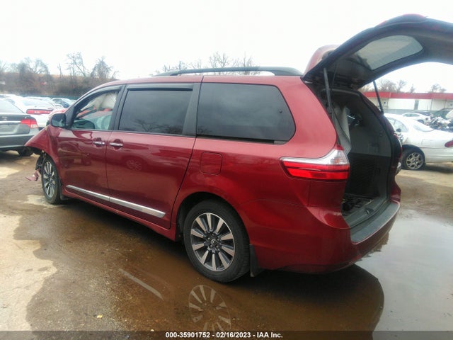 2018 Toyota Sienna, VIN: 5TDDZ3DC3JS198150