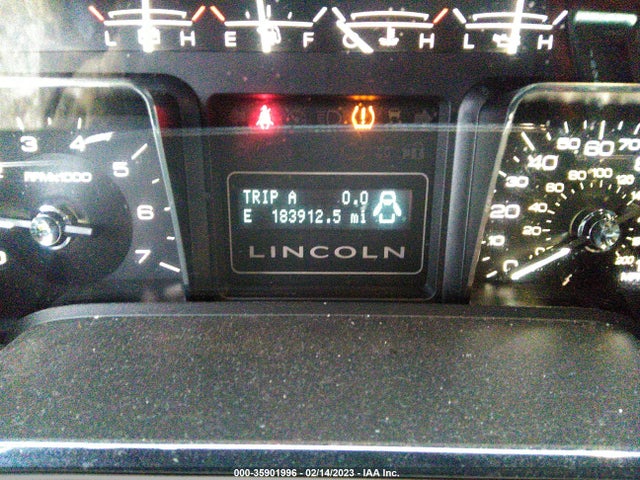 Lincoln Navigator 2011 5LMJJ2J5XBEJ02136 Image 8