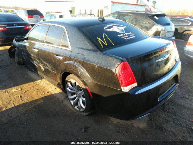 Chrysler 300 Limited 2018 2C3CCAEG5JH159243 Image 3