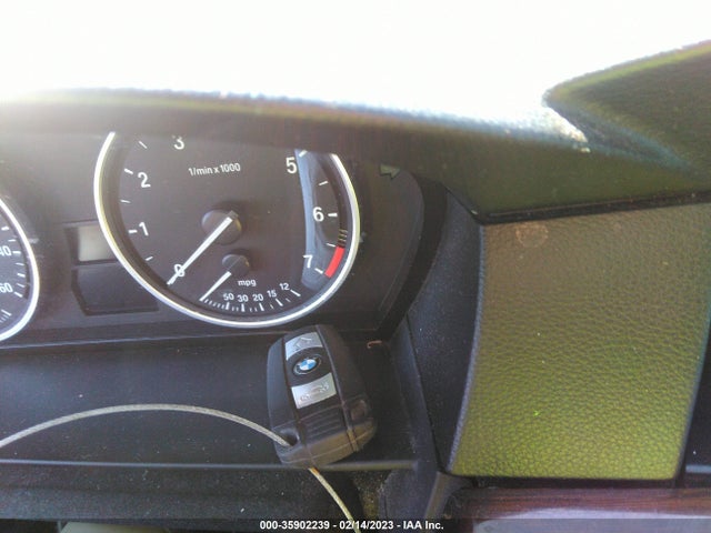 BMW 5 Series 550i 2008 WBANW53518CT52990 Image 3