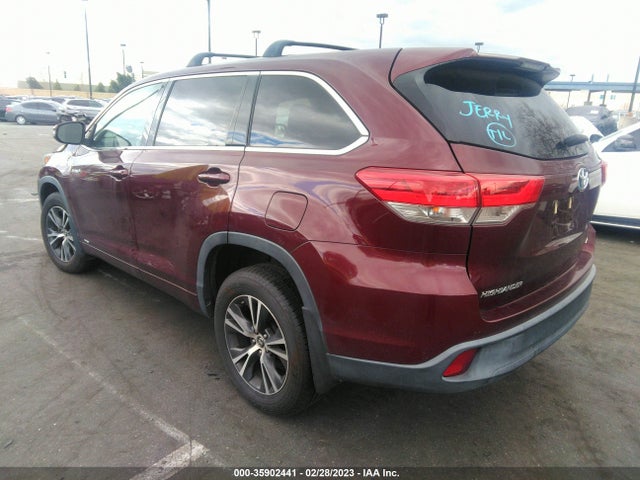 2018 Toyota Highlander, VIN: 5TDBGRFH3JS045339