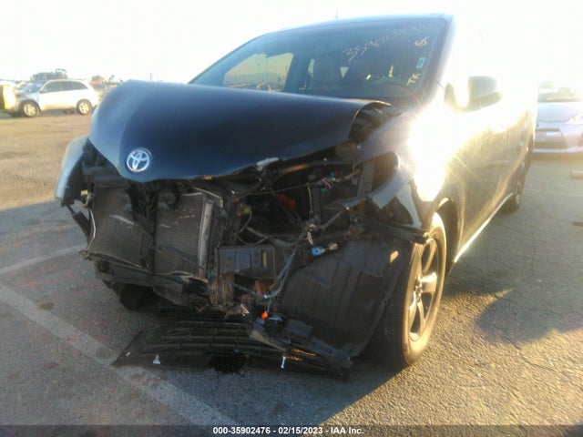 Toyota SIENNA LE 2014 5TDKK3DC4ES514446 Image 8