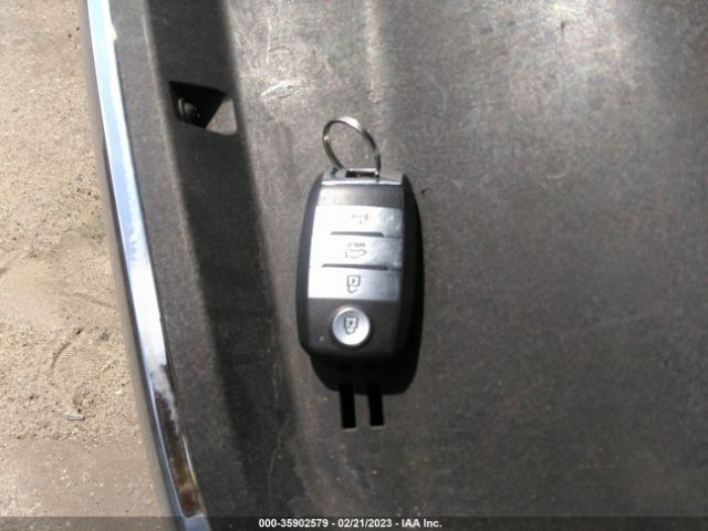 5XYPK4A5XGG113792 KIA SORENTO SX