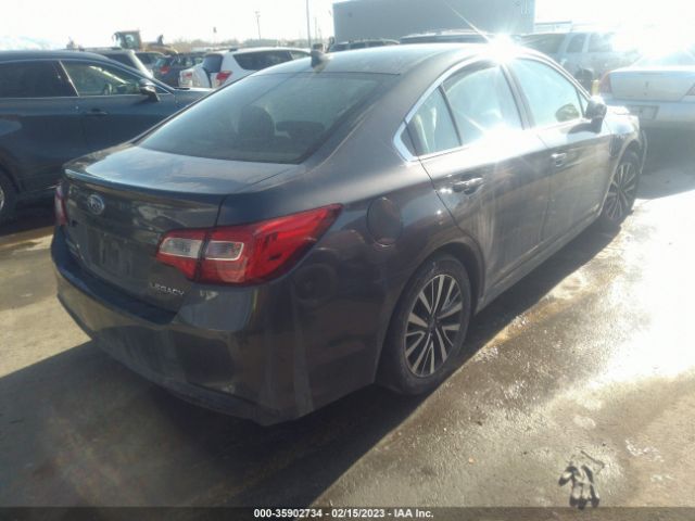 4S3BNAF60J3044558 Subaru Legacy Premium
