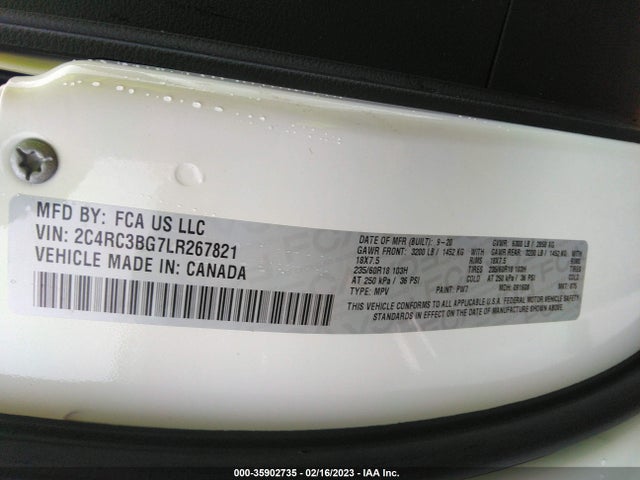 35902735 :رقم المزاد ، 2C4RC3BG7LR267821 vin ، 2020 Chrysler Pacifica Launch Edition مزاد بيع