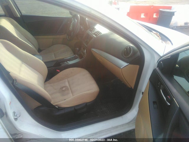 2010 MAZDA MAZDA3 I TOURING VIN: JM1BL1SF8A1103556