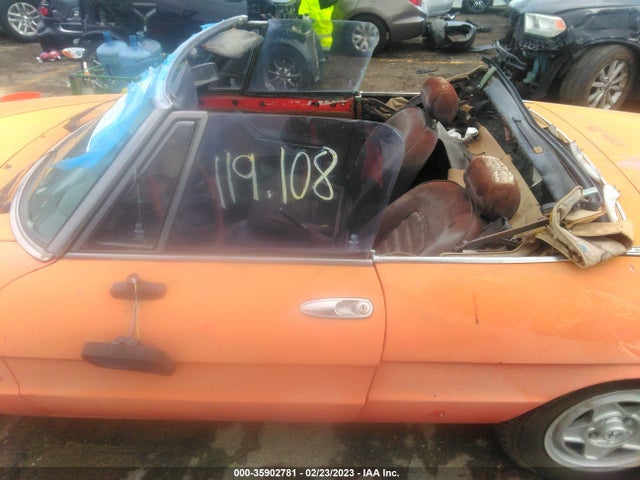 1984 ALFA ROMEO VELOCE 2000 SPIDER VIN: ZARBA5411E1020528