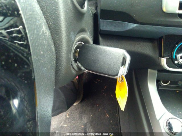 KNDEU2AA0M7042209 KIA SELTOS S