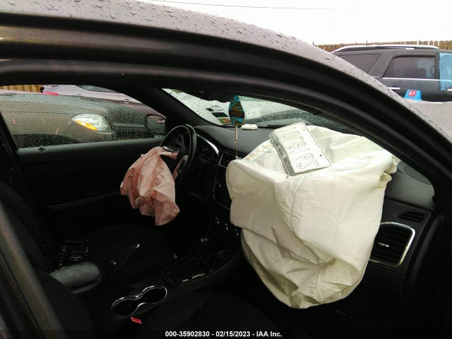 Chrysler 200 Touring 2014 1C3CCBBB1EN198133 Image 5
