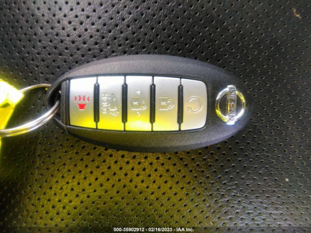 5N1AT2MT9JC787697 Nissan Rogue Sl