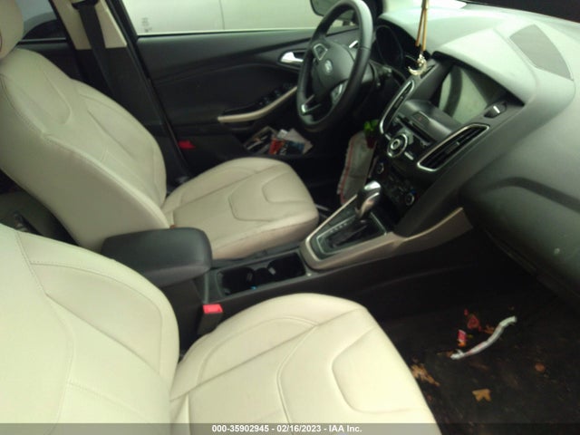 2018 FORD FOCUS TITANIUM VIN: 1FADP3N23JL247396