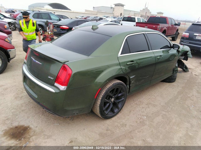 2C3CCARG3JH321235 Chrysler 300 Touring