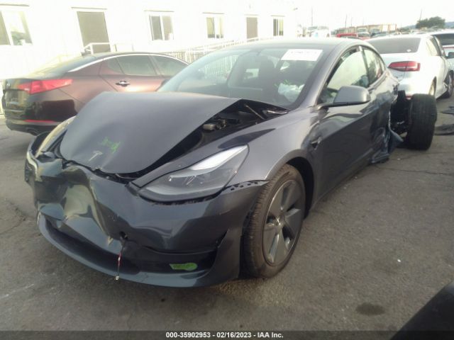 5YJ3E1EA9PF404044 Tesla MODEL 3