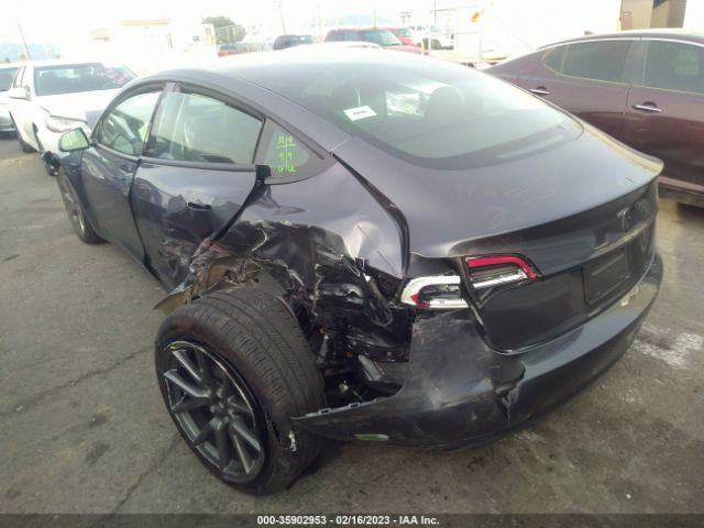 5YJ3E1EA9PF404044 Tesla MODEL 3
