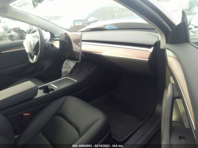5YJ3E1EA9PF404044 Tesla MODEL 3