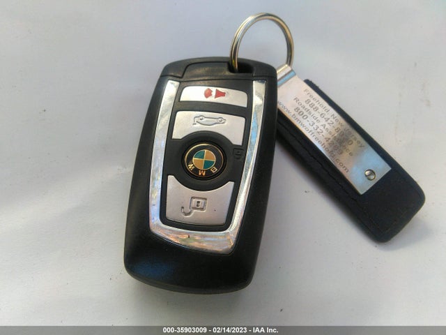 BMW 5 Series 535i Xdrive 2015 WBA5B3C5XFD547221 Image 11