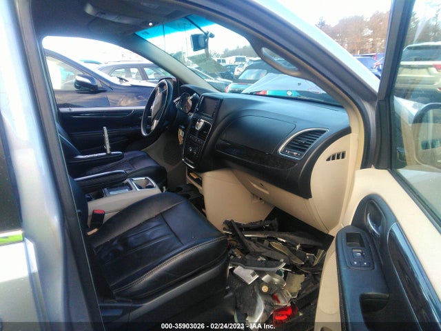 2C4RC1BG2ER448011 Chrysler Town & Country Touring