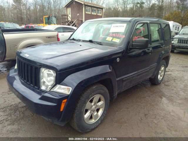 1C4PJMAK8CW198668 Jeep Liberty Sport
