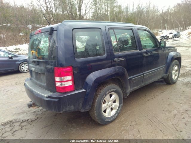 1C4PJMAK8CW198668 Jeep Liberty Sport