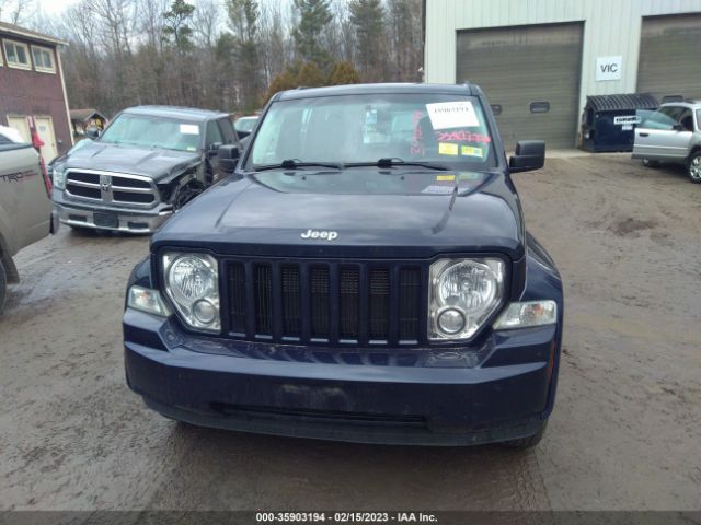 1C4PJMAK8CW198668 Jeep Liberty Sport