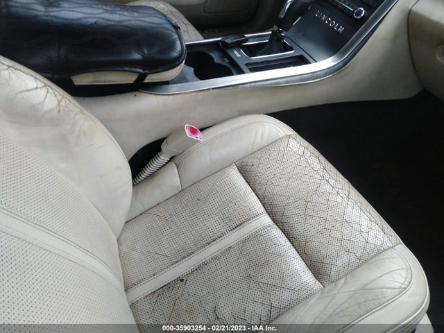 Lincoln MKS 2010 1LNHL9DR3AG604430 Image 6