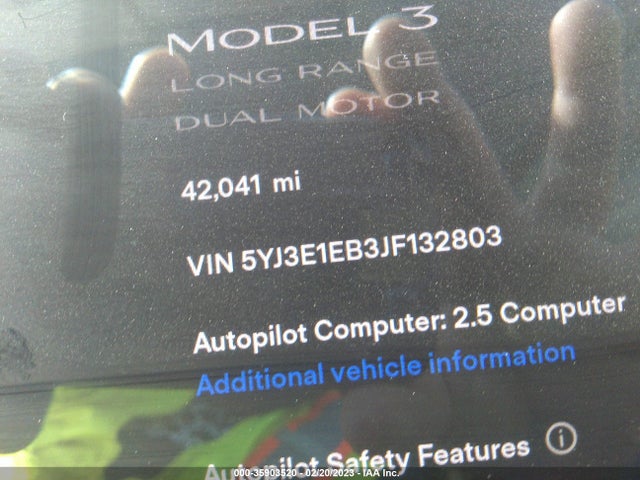 Tesla Model 3 Long Range 2018 5YJ3E1EB3JF132803 Image 9