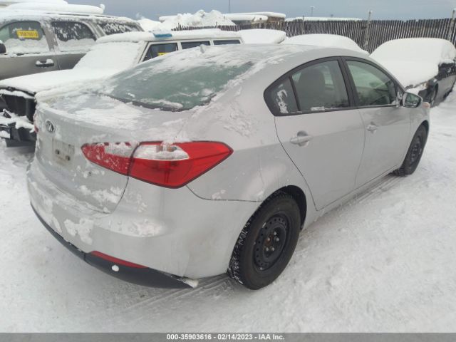 KNAFK4A64E5206475 KIA FORTE LX