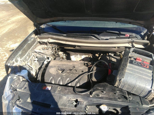 JA4AZ3A39JZ063514 Mitsubishi Outlander Es/se/sel/le