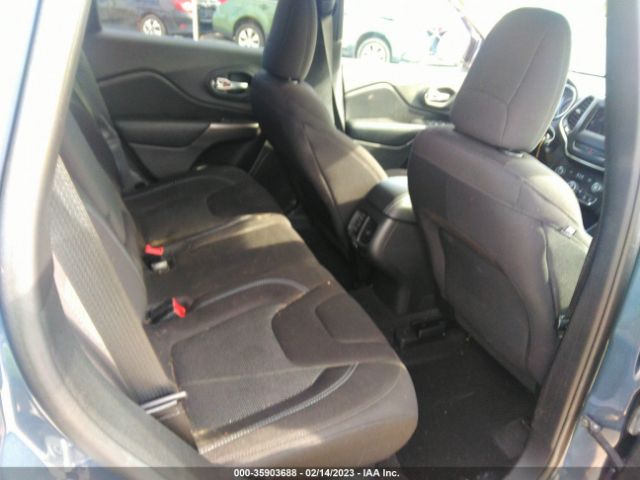 1C4PJLCB8KD478818 Jeep Cherokee Latitude