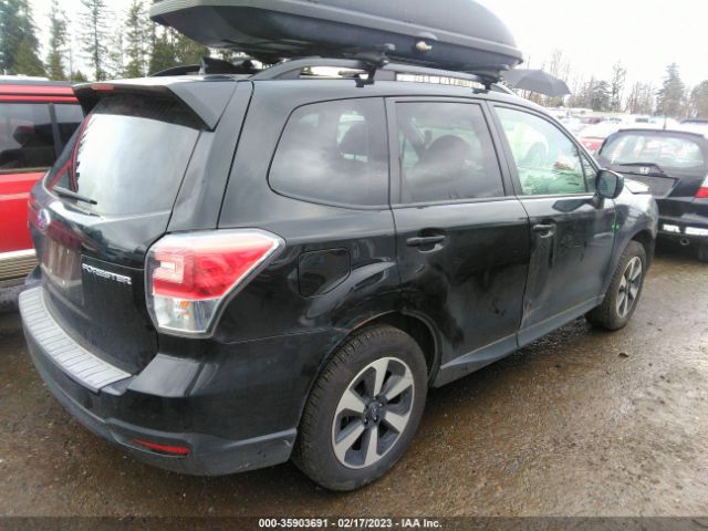 JF2SJAEC9JH428166 Subaru Forester Premium
