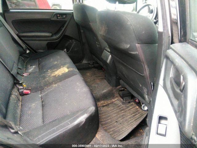 JF2SJAEC9JH428166 Subaru Forester Premium