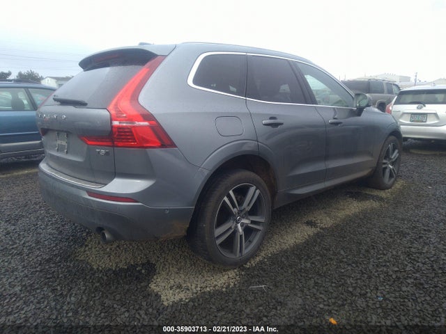 2018 Volvo XC60, VIN: YV4102RK2J1008419